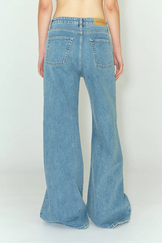 Arizona jeans fra Tomorrow Denim